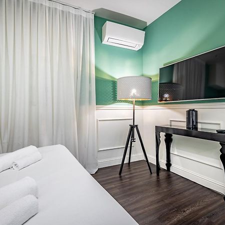 פראטו Hs4U The Romantic Luxury Apartment מראה חיצוני תמונה