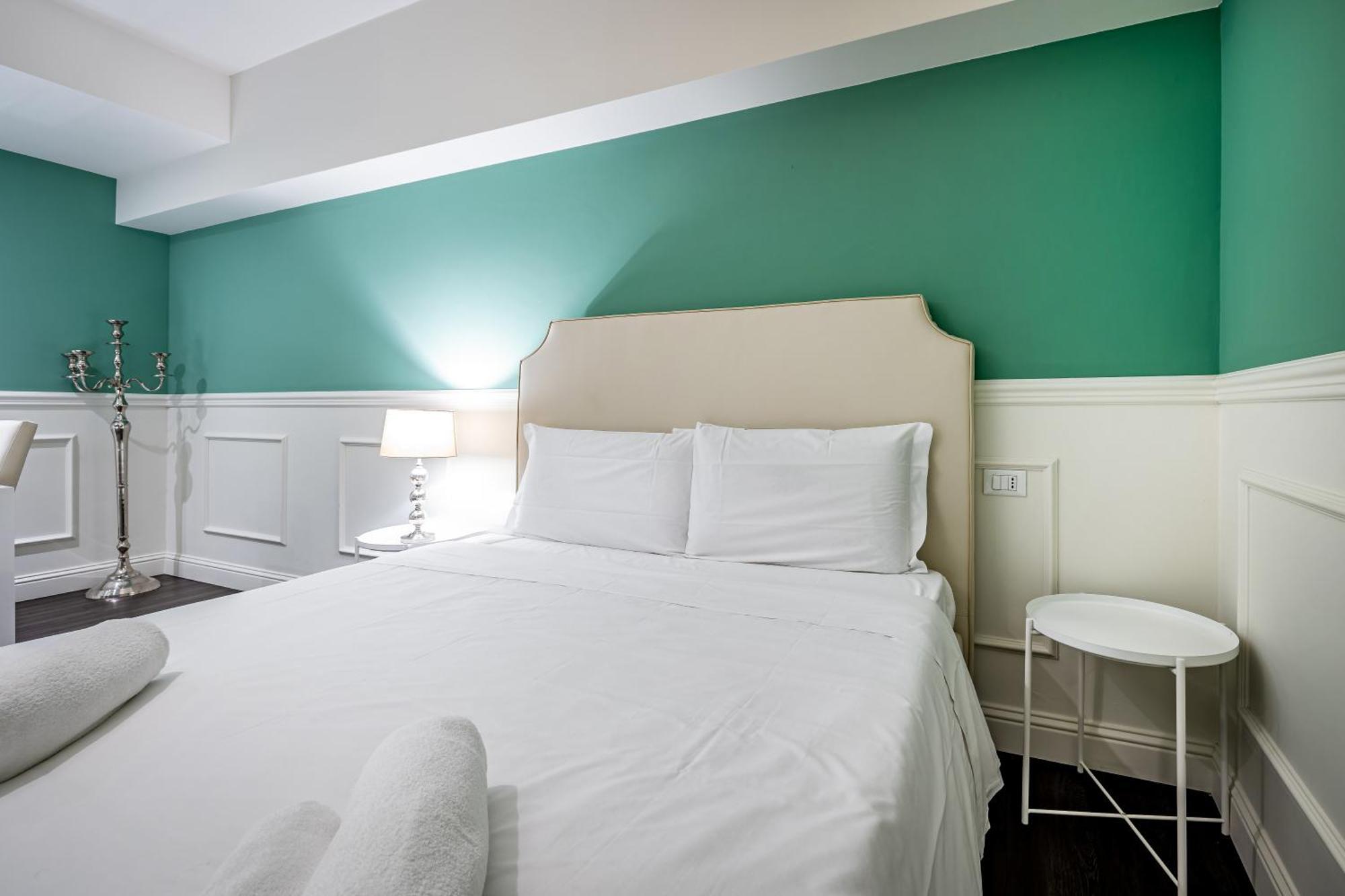 פראטו Hs4U The Romantic Luxury Apartment מראה חיצוני תמונה